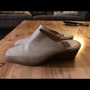 Nine West leather mule